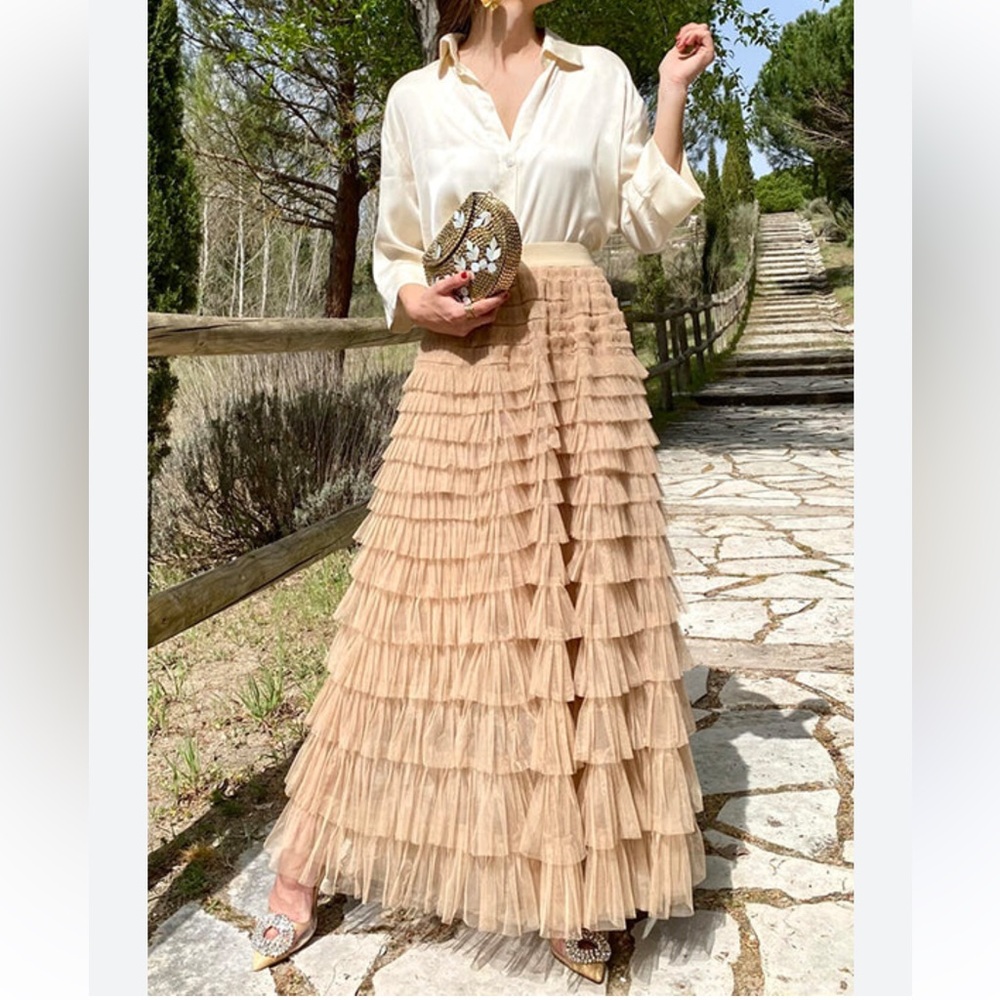 ShopEvelynne Cream and Tan Layered Skirt